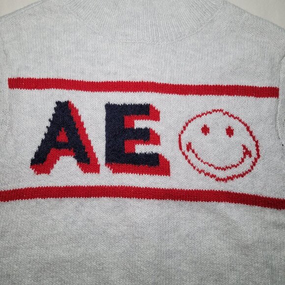 American Eagle Outfitters Sweater NWOT Smiley Graphic Mock Neck Light Gray Sz M - Picture 8 of 11